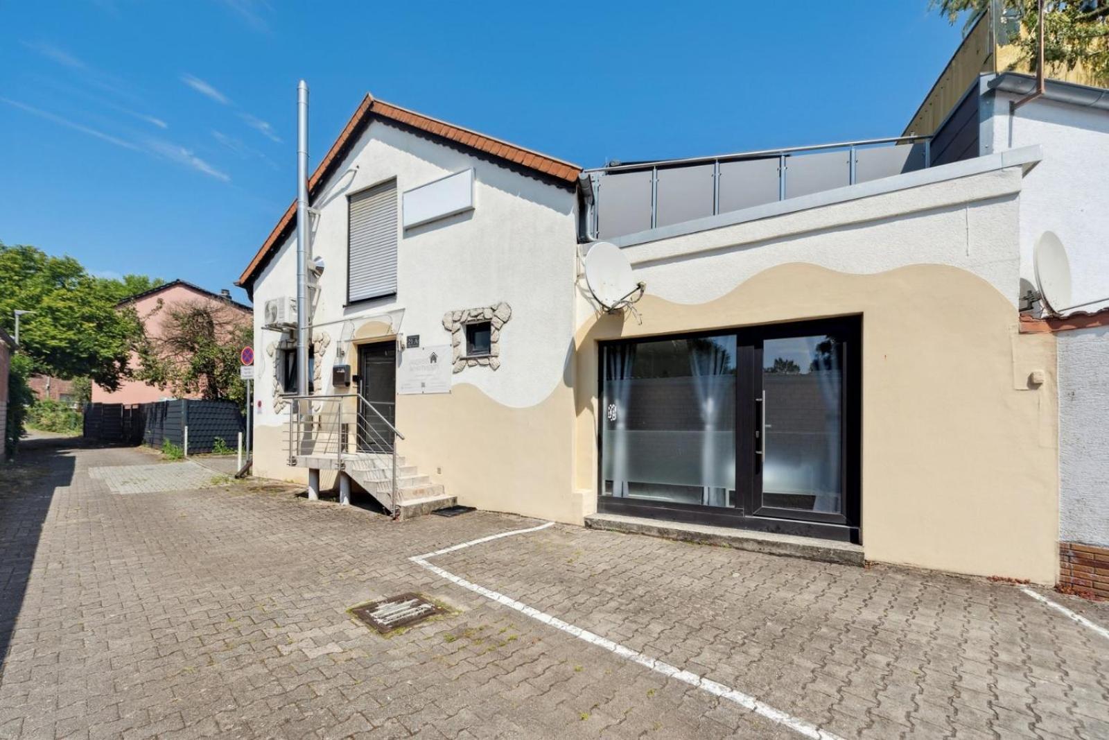 Andriss - Travel & Work - 5 Bedroom - Kitchen - Parking カイザースラウテルン エクステリア 写真